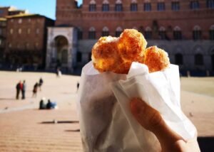 frittelle-in-piazza-del-campo